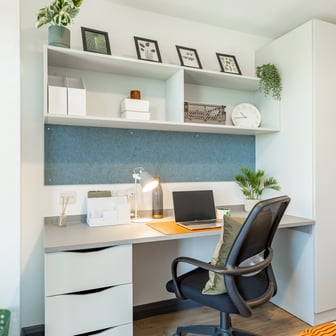 Silver En Suite - Image 3